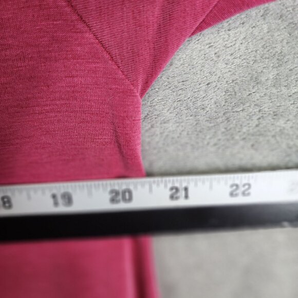 Womens Pink LuLaRoe Simply Comfortable Top Blouse Short Sleeve Round Neck Size L - Picture 6 of 8